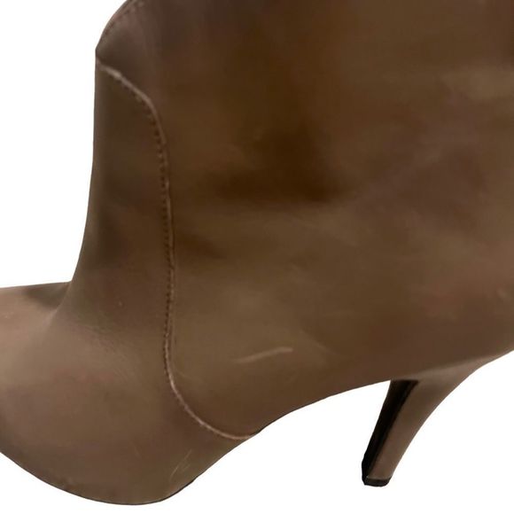 Me Too Brownish Gray Leather Heeled Ankle Boots Size 8 - good condition! - Picture 9 of 15